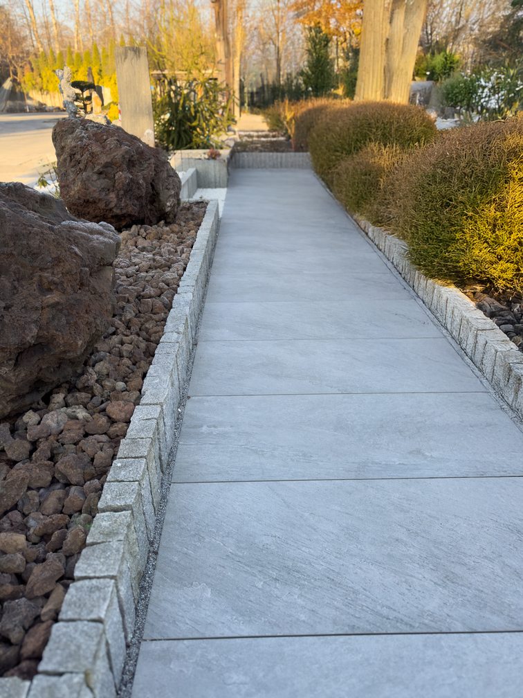 Płyta tarasowa Stoneo Grigio | 119,5 cm x 59,5 cm x 2 cm